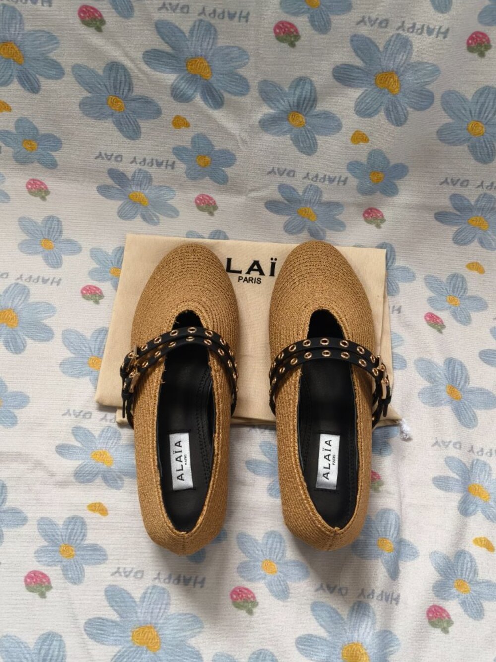 Alaia straw double-button Mary Jane flats - Picture 3 of 11